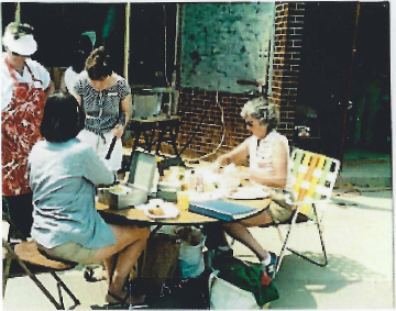 A photo documenting the construction of the Abingdon playground in 1985.