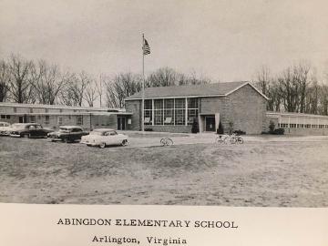 A photo found on Facebook showing Abingdon in the 1950's.